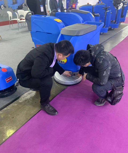 嘉义小型电动洗地机是否适合用于环卫保洁